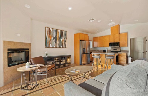 Coachella Valley Apartment | Casita 86153 – Sofa sleeper only