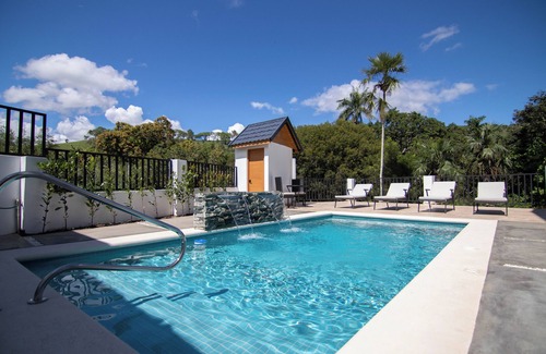 San Jose de las Matas Villa | Casita Bower- Luxurious 6-bedroom villa with WiFi, AC insideHacienda Campo Verde