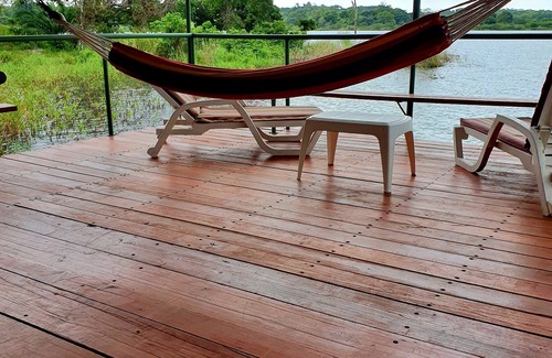 Arenosa Cabin | Casita on Lake Gatun. Fish, Kayak or just relax.