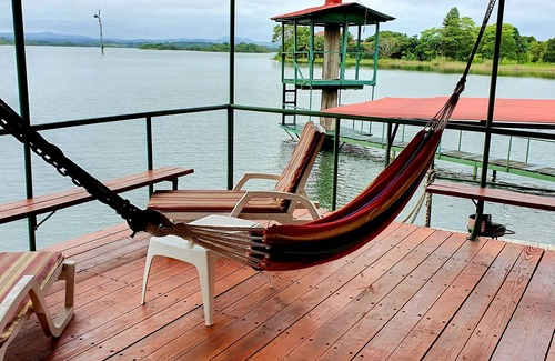 Arenosa Cabin | Casita on Lake Gatun. Fish, Kayak or just relax.