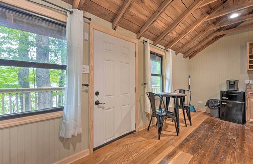 Cassopolis Apartment | Cassopolis 'The Cabin' Retreat: Lake Access!