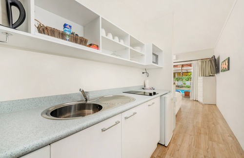 Arorangi Resort | Castaway Resort