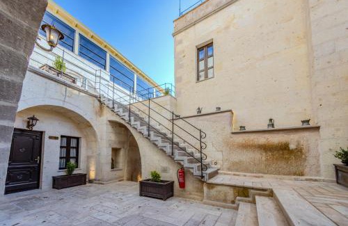 Uchisar Hotel | Castellum Cave Cappadocia