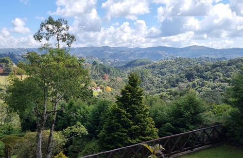 Alto do Capivari Apartment | CASTLE IN THE MOUNTAINS