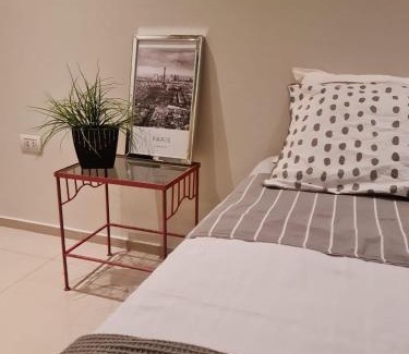 Yerba Buena Apartment | Catalina Home C