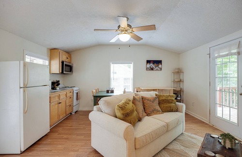 Monteagle Cottage | Catch Some ZZZ's at the Grizzly Cottage