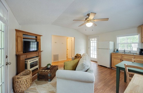 Monteagle Cottage | Catch Some ZZZ's at the Grizzly Cottage