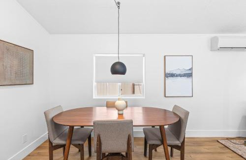 Dunsmuir Apartment | Cave Springs Resort