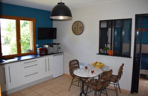 Audenge Apartment | CB HOME