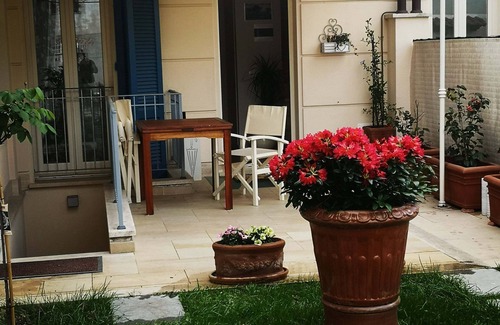 Pietrasanta House | CB House Holiday