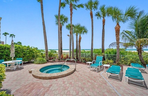 Sand Key Condo | CBC 2-3C –Beautiful Beach Front Condo!
