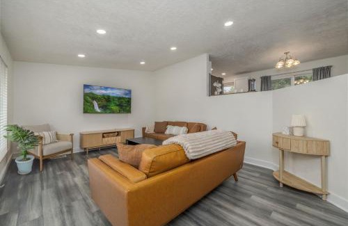 Coeur d'Alene House | CDA Family Fun Hot Tub, Game Room And More