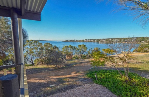 Lake Wangary House | CDC-625 is a fantastic original Coffin Bay Shack C