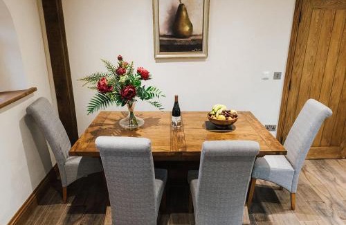 Halifax House | Cedar Barn - Uk33352