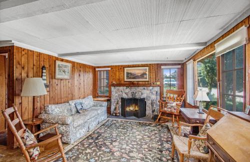 Lake Township House | Cedar Cot & Cedar Tot