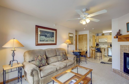 Powder Ridge Condo | Cedar Creek Condo: Free Shuttle to Big Sky Resort!