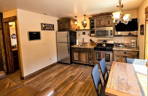 Tahoe Vista Hotel | Cedar Glen Lodge