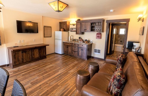 Tahoe Vista Hotel | Cedar Glen Lodge