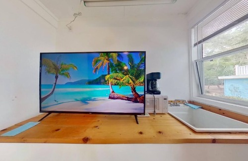 Cedar Key Cottage | Cedar Key IslandCoastalHeavenCottage Kayak to island beach! .Pets stay free!