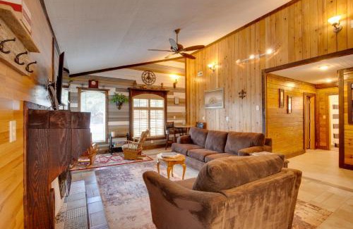 Lake Lafayette House | Cedar Pointe - Peaceful Lake Cabin in Odessa