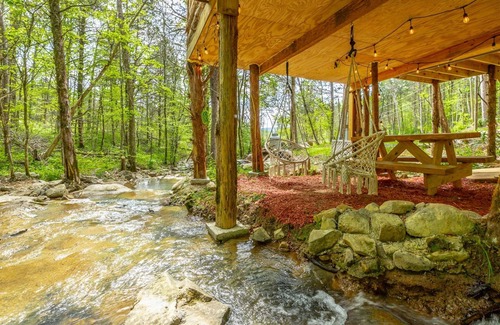 Trenton House | Cedarbrook Treehouse | Hot Tub, Dog Friendly, Private | 1 Bed, 1 Bath