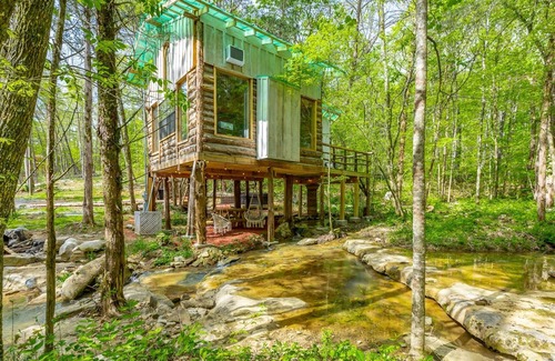 Trenton House | Cedarbrook Treehouse | Hot Tub, Dog Friendly, Private | 1 Bed, 1 Bath
