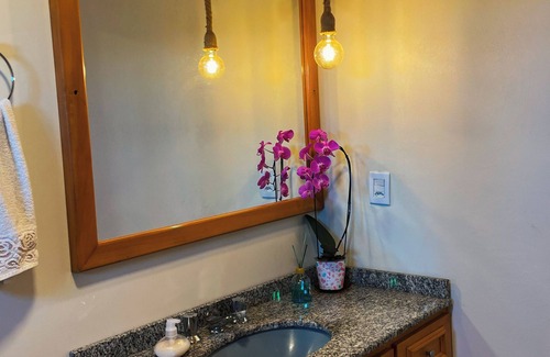 Merlot Ski Chalet | Celeste Suites, in Vale dos Vinhedos with Bathtub and Colonial Breakfast