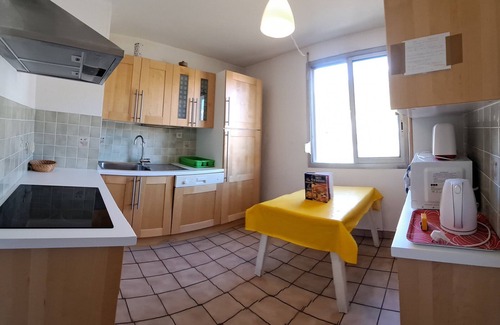 Barcelonnette Apartment | Central 1-BR Apartment with Balcony & View, Barcelonnette