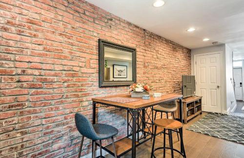 Downtown Baltimore House | Central and Trendy Baltimore Townhome Pets OK!