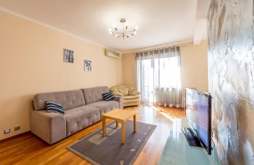 Khreshchatyy Yar Apartment | Central Apartments Maidan Area