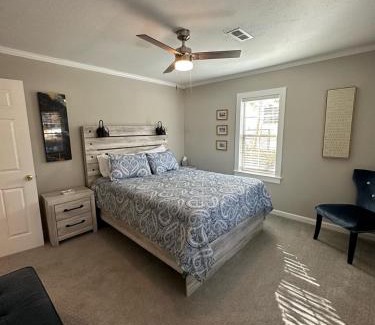 Hanahan House | Central Charleston Area Hideaway