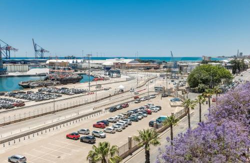 Ensanche Centro Apartment | Central gem with stunning port & sea views by REMS