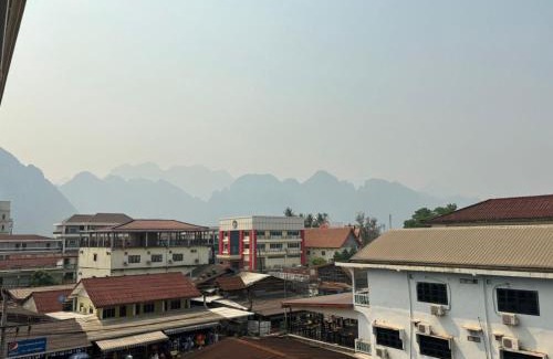 Vang Vieng Hotel | Central hotel Vang Vieng
