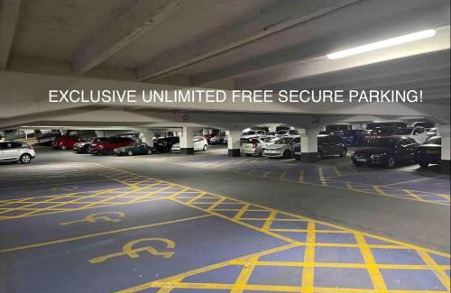 Leeds Apartment | Central Leeds Dock Apt, Free Secure Parking! 2 bed