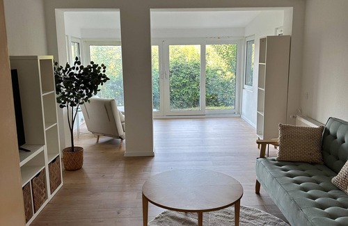 Bensberg Apartment | Central location to Cologne in the middle of nature!