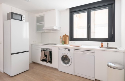 San Felipe Neri Apartment | Central Malaga Apartment - 2 Bedrooms, New and Equipped