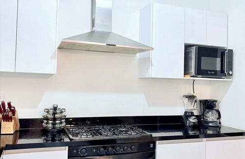 San Pedro Garza Garcia House | Centrally located house in private San Pedro Garza, ideal for business or family travel.