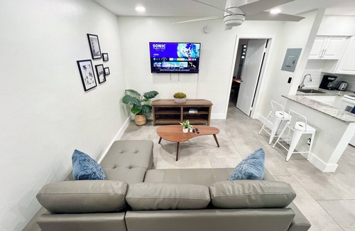 Lake Ridge Apartment | Central, Nice&Modern 1Br 1Bath Apt in Lake Ridge