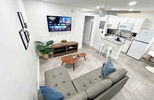 Lake Ridge Apartment | Central, Nice&Modern 1Br 1Bath Apt in Lake Ridge