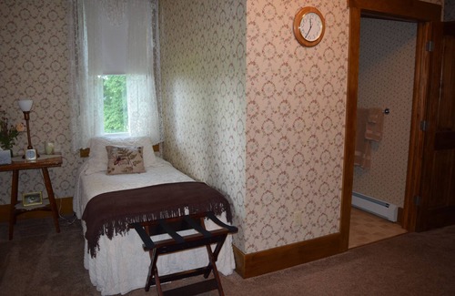New Millport Other | Central Pennsylvania Shoff-Read Century Farmhouse Vacation Rental