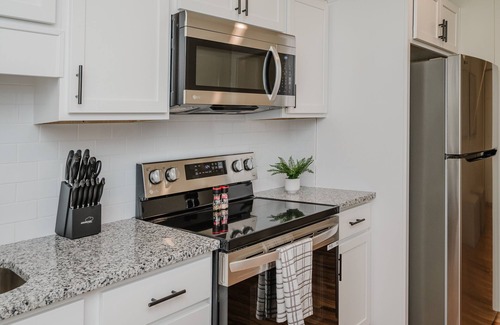 Civil Rights Historic District Condo | Central Suite B - 2 Bedrooms/King Bed/Parking