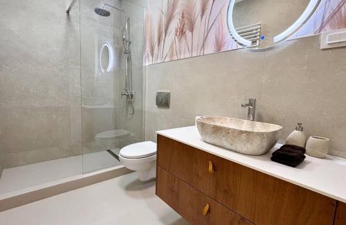 Old Town Apartment | Central Sunrise Mad Luxury Residence