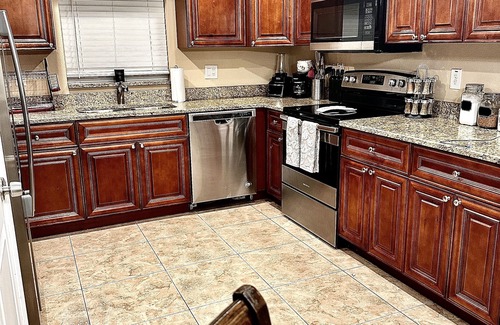 Tampa House | Central Tampa Getaway, with Pickleball Court near Ybor, Downtown & Channel side