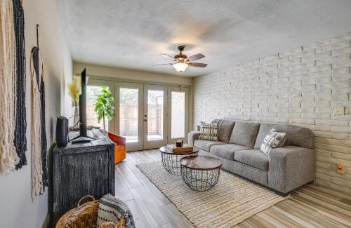 Yuma Apartment | Centrally Located Yuma Retreat with Fenced Patio