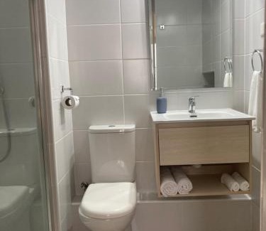 Los Angeles Apartment | Centrico Depto nuevo 1D1B estacionamiento