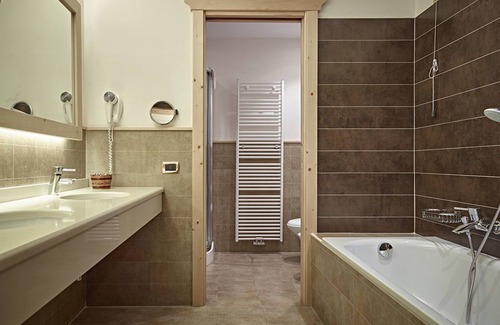 Madonna di Campiglio Hotel | Cerana Relax Hotel