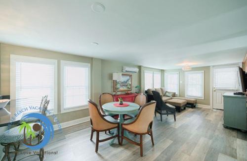 Cherry Grove Beach House | Cg Cottage Down