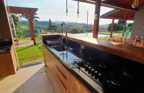 Bairro Canedos House | Chácara com Piscina Climatizada