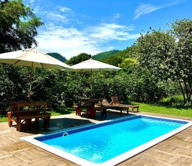 Castelo Ski Chalet | Chácara da Tuia