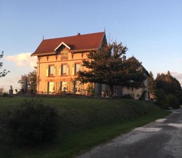 Athesans Bed & Breakfast | Château de Saint-Georges Chambres d Hôtes